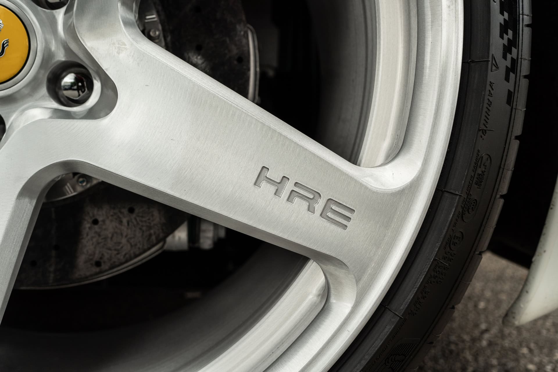 Ferrari 488 Spider on HRE 527M