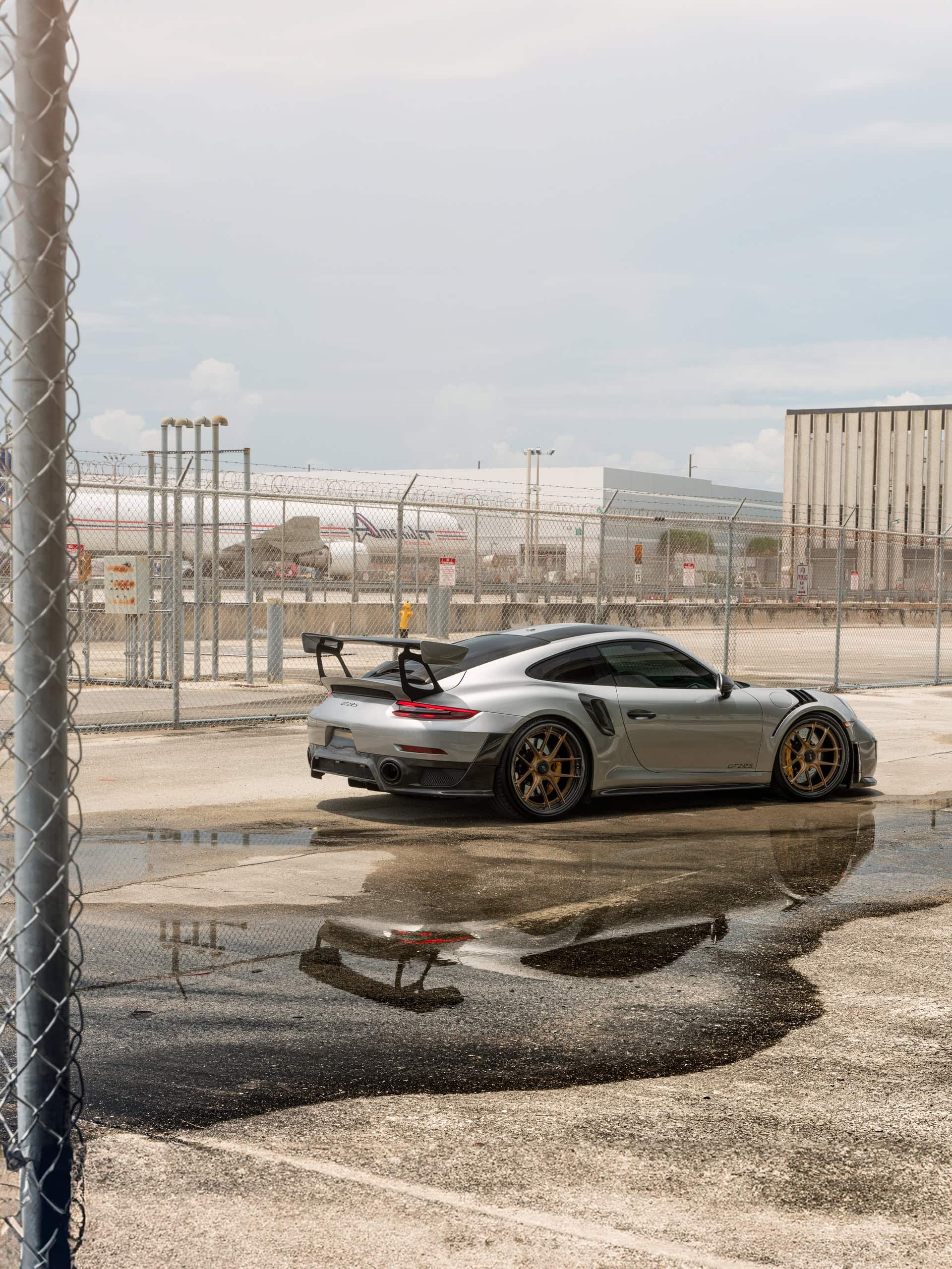 Porsche GT2RS on XR-301C carbon wheels from ANRKY