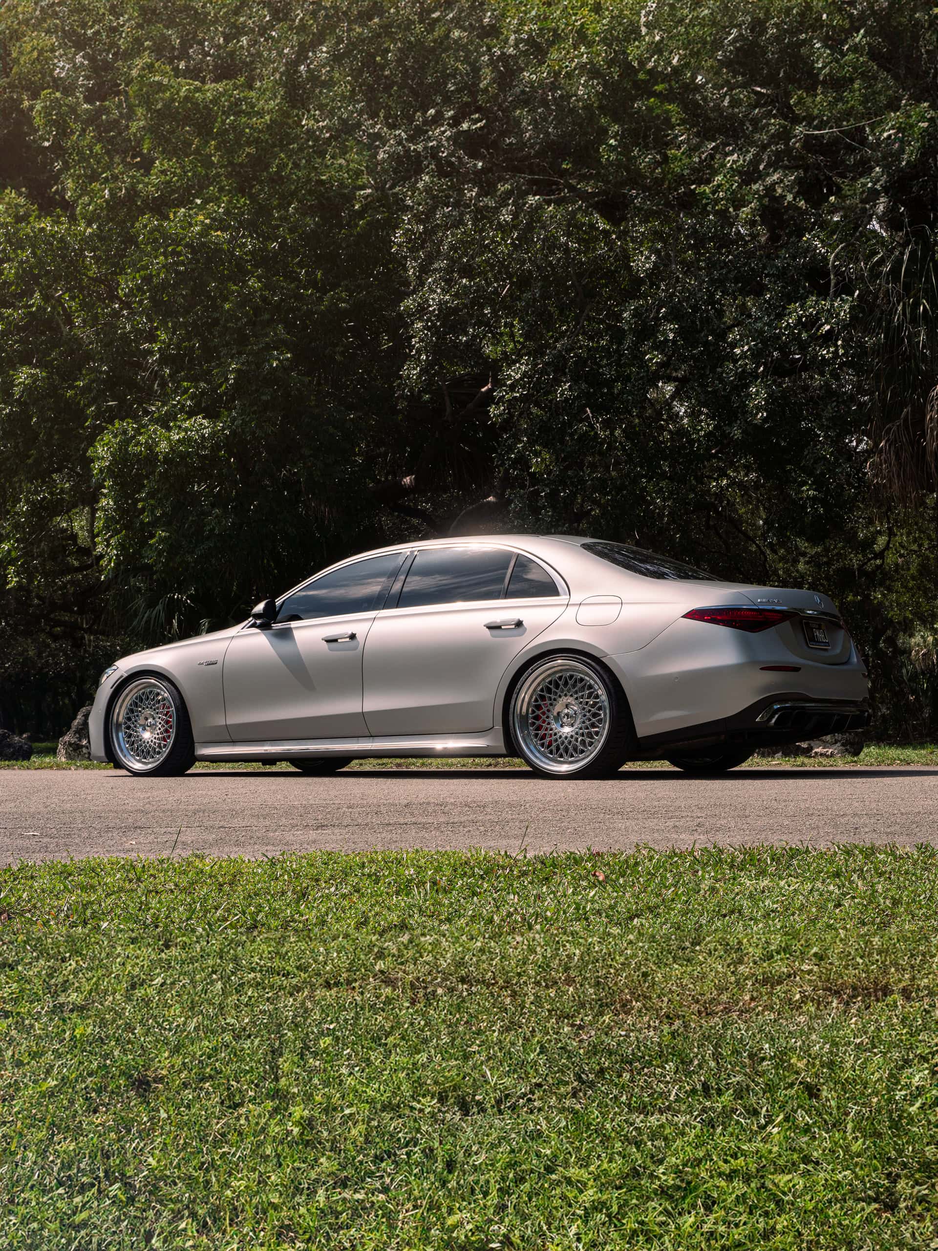Mercedes on S-Class on 1886 Wheels