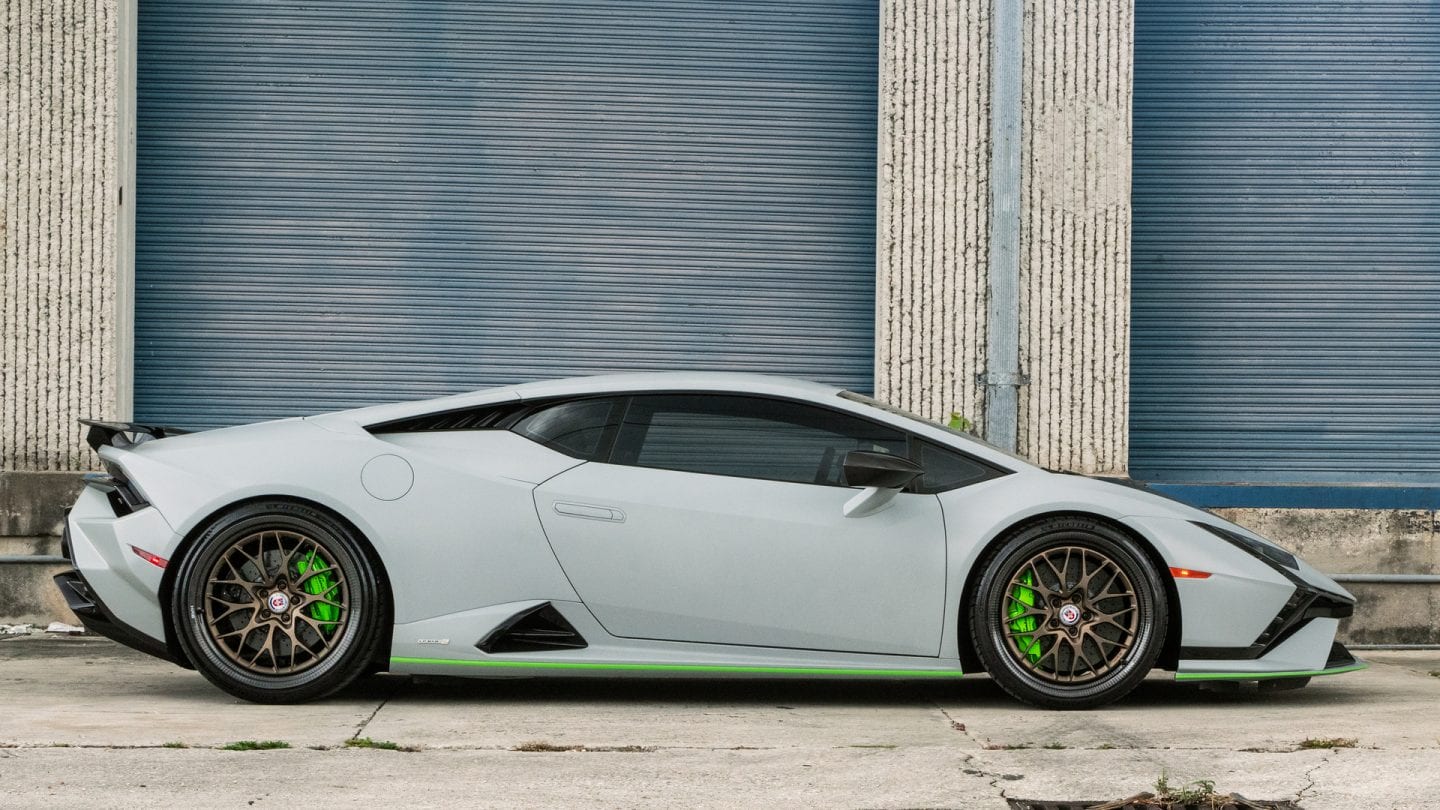 Lamborghini Huracan on HRE Wheels CRB-520