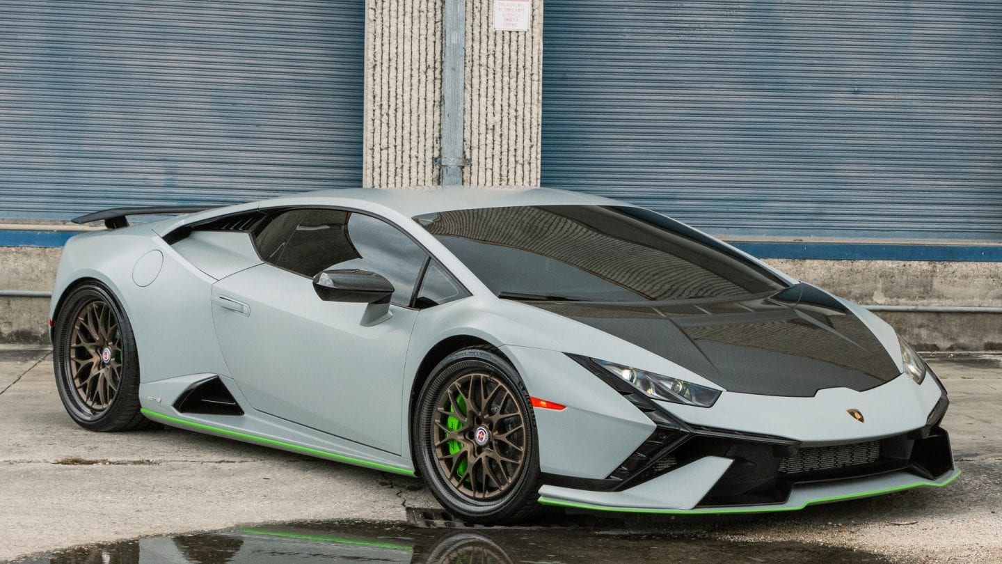 Lamborghini Huracan on HRE Wheels CRB-520