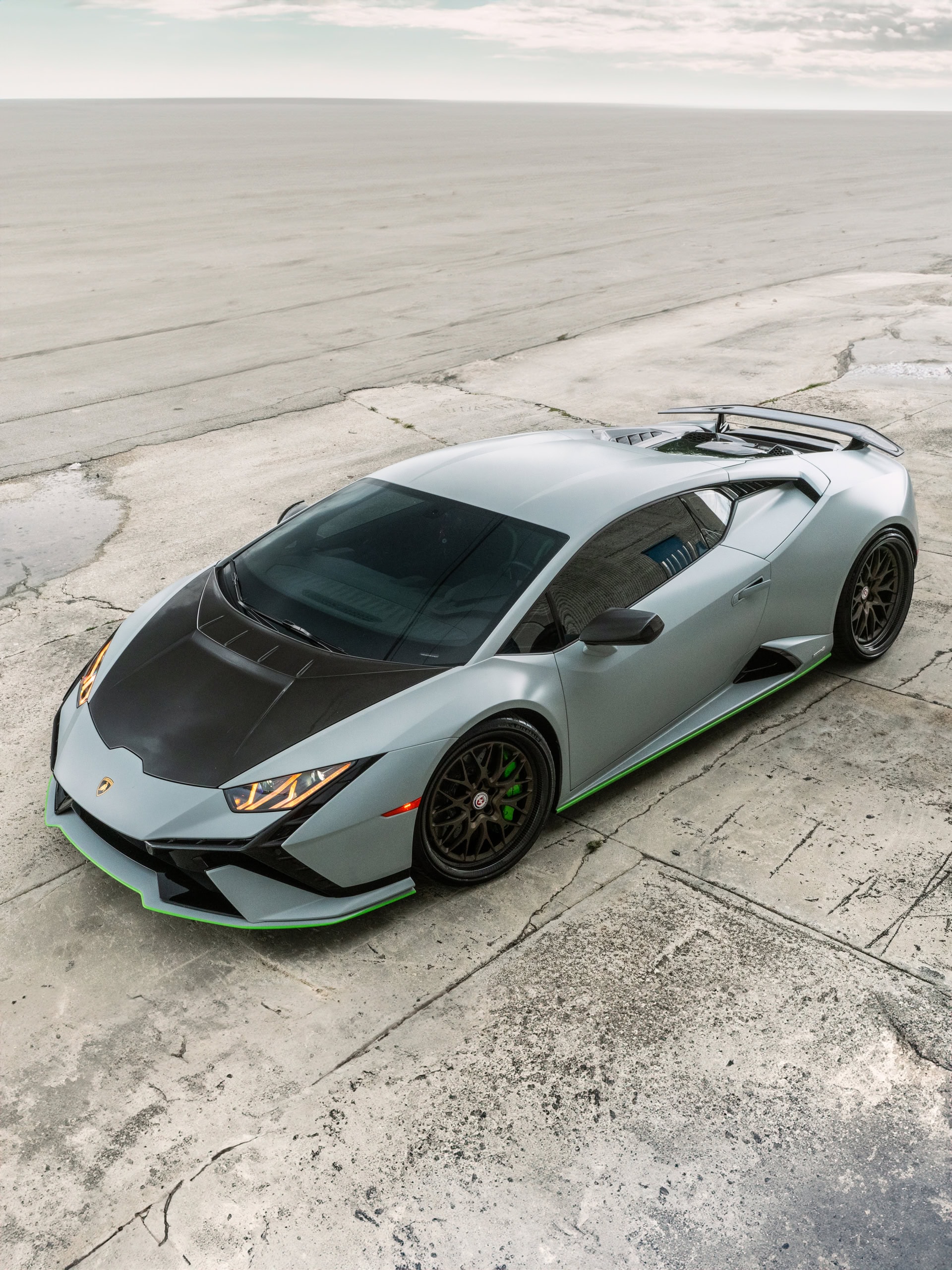 Lamborghini Huracan on HRE Wheels CRB-520