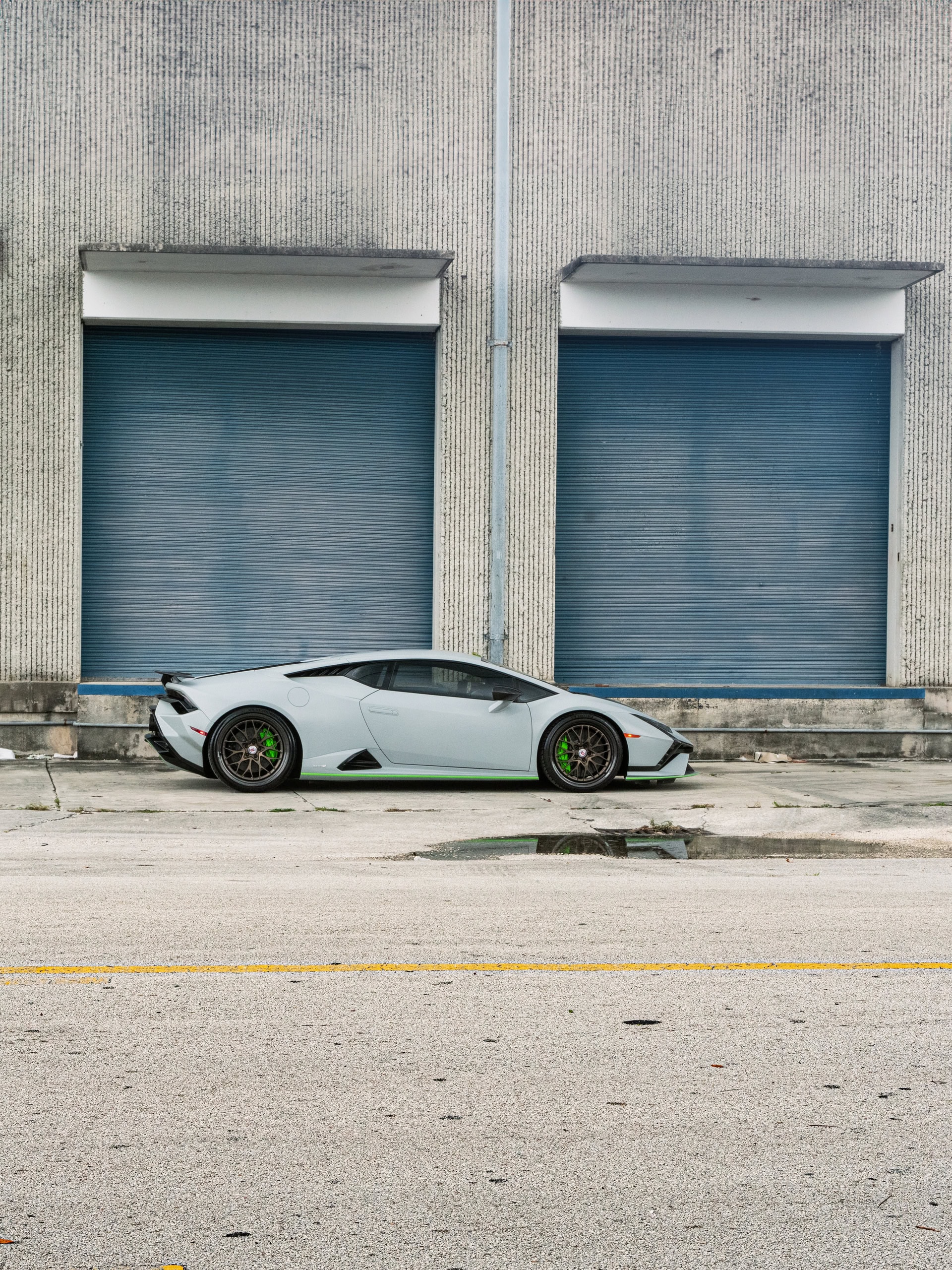 Lamborghini Huracan on HRE Wheels CRB-520