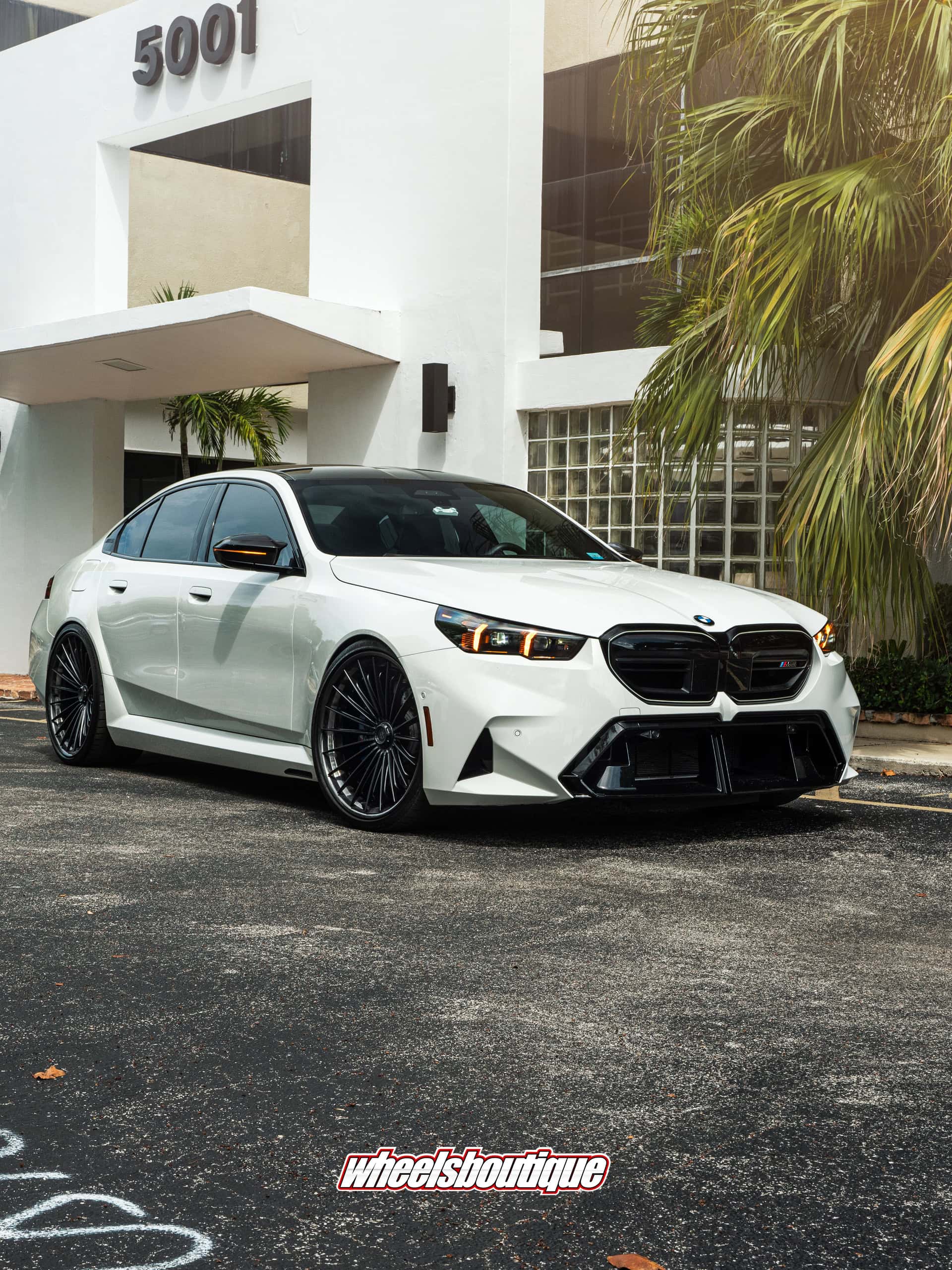 BMW G90 M5 on ANRKY XR-370