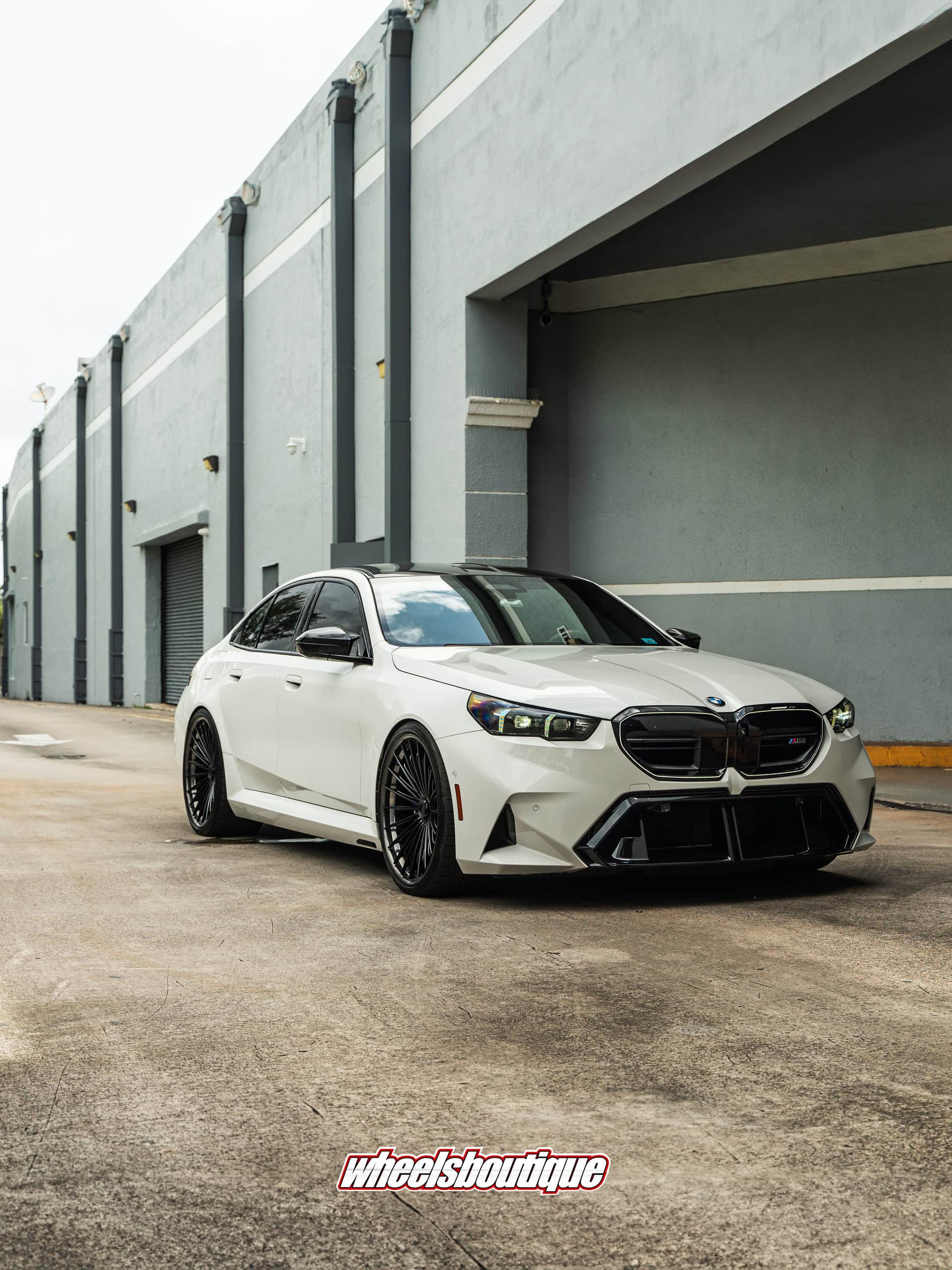 BMW G90 M5 on ANRKY XR-370