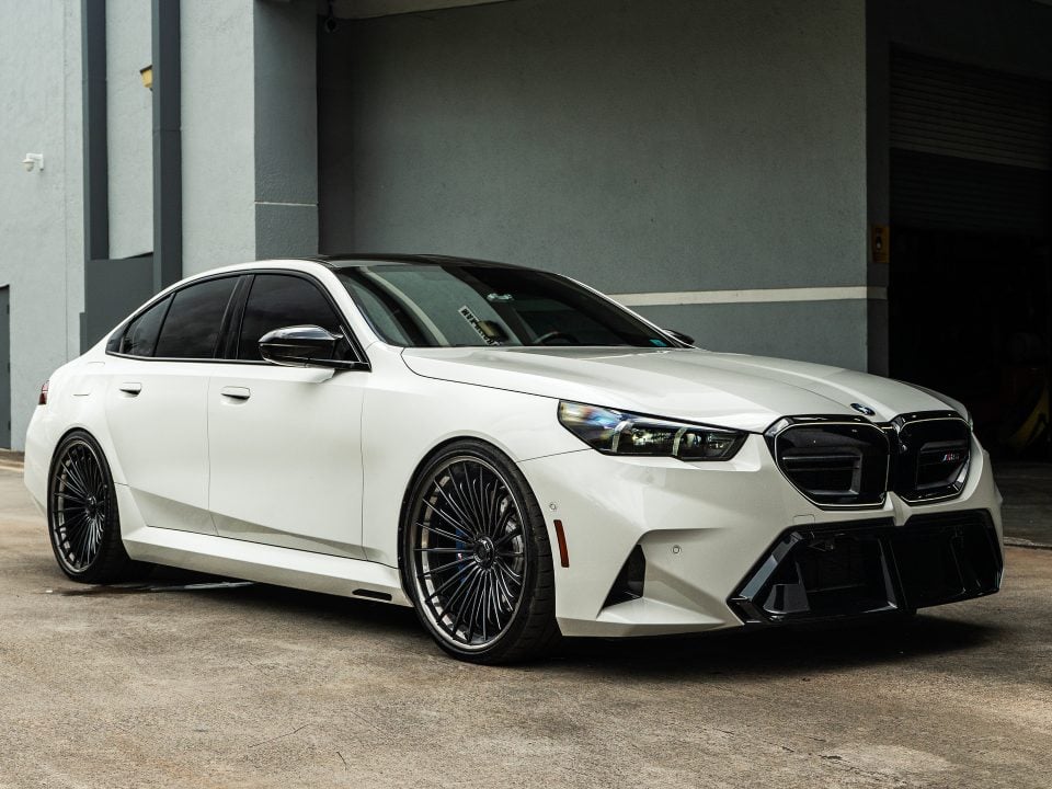 BMW G90 M5 on ANRKY XR-370