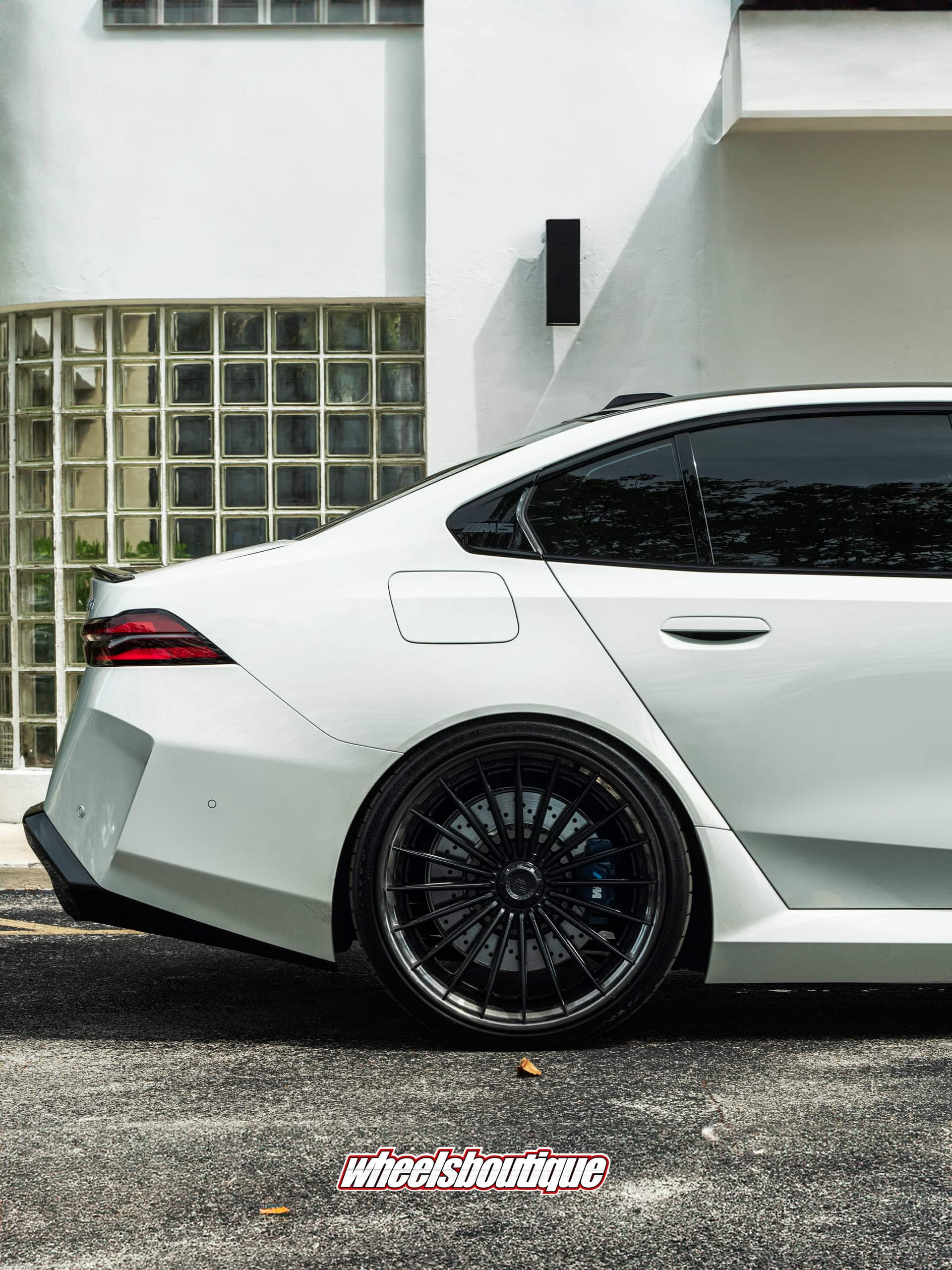 BMW G90 M5 on ANRKY XR-370