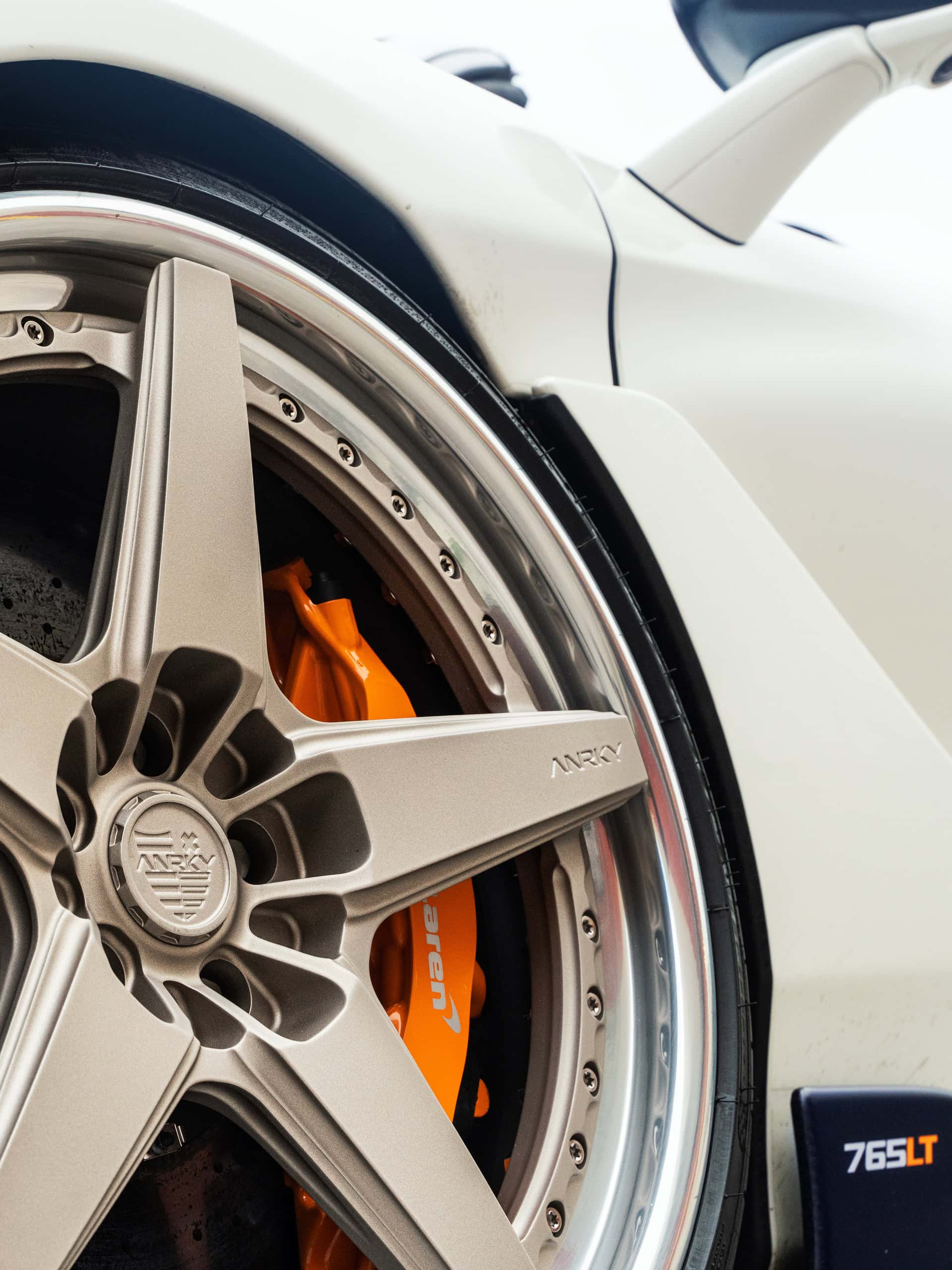 McLaren 765LT Spider on ANRKY RS5.3 RETROSeries