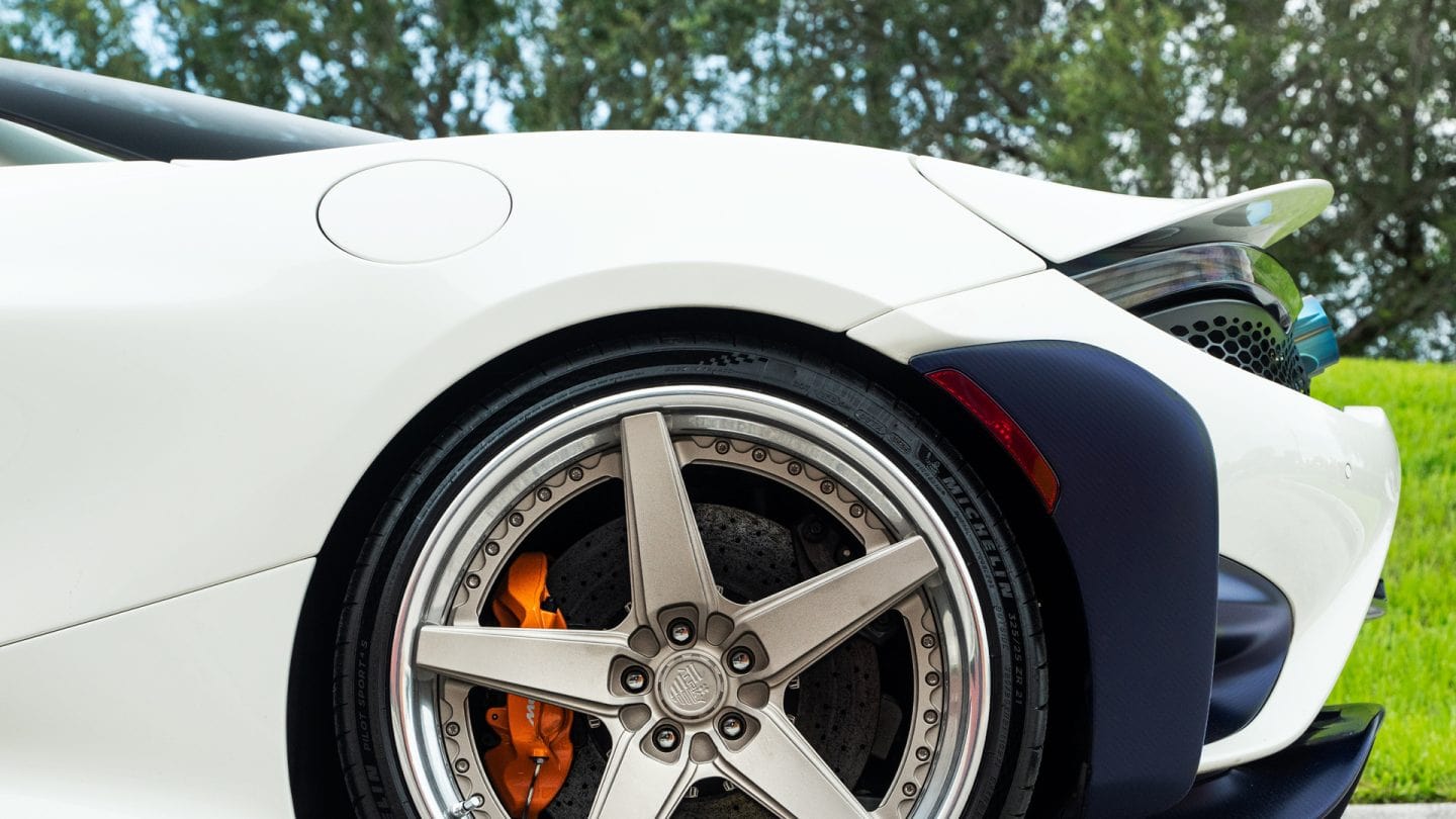 McLaren 765LT Spider on ANRKY RS5.3 RETROSeries