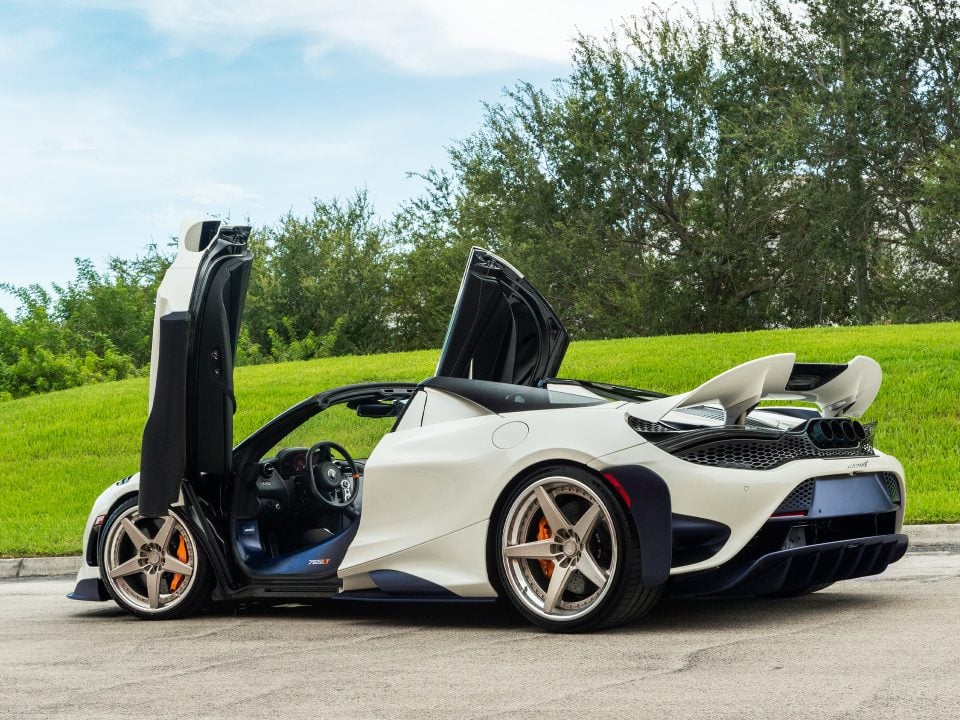McLaren 765LT Spider on ANRKY RS5.3 RETROSeries