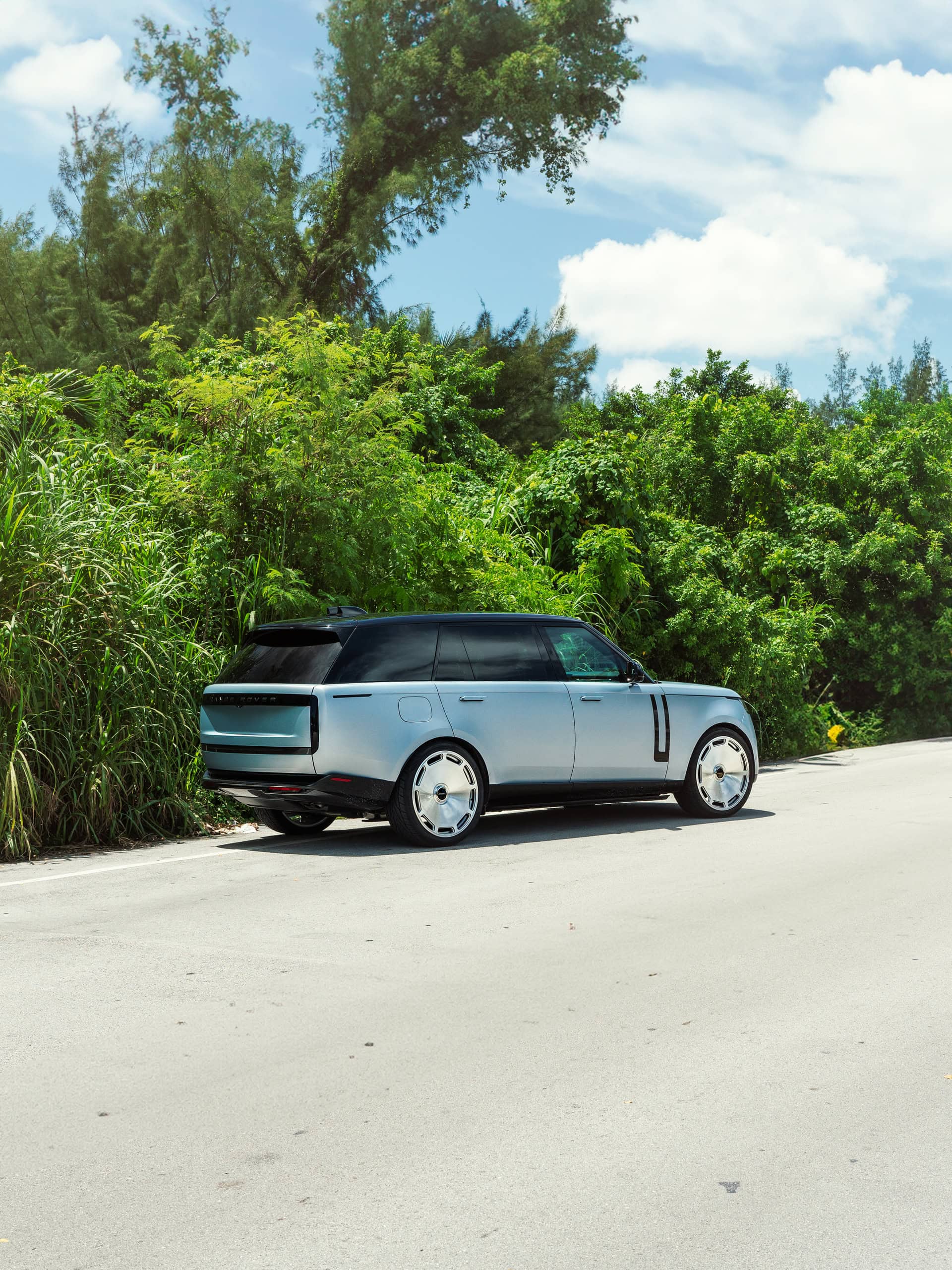 Photo 22 of Range Rover AB – Vossen Gen 6 Wheels