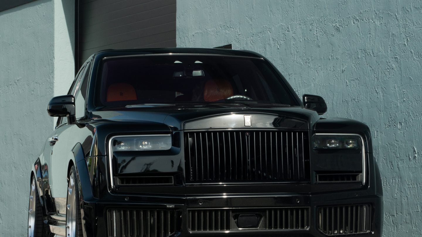 Rolls Royce Cullinan x2 on Urban Kits