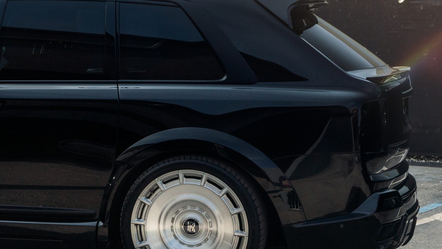 Rolls Royce Cullinan x2 on Urban Kits