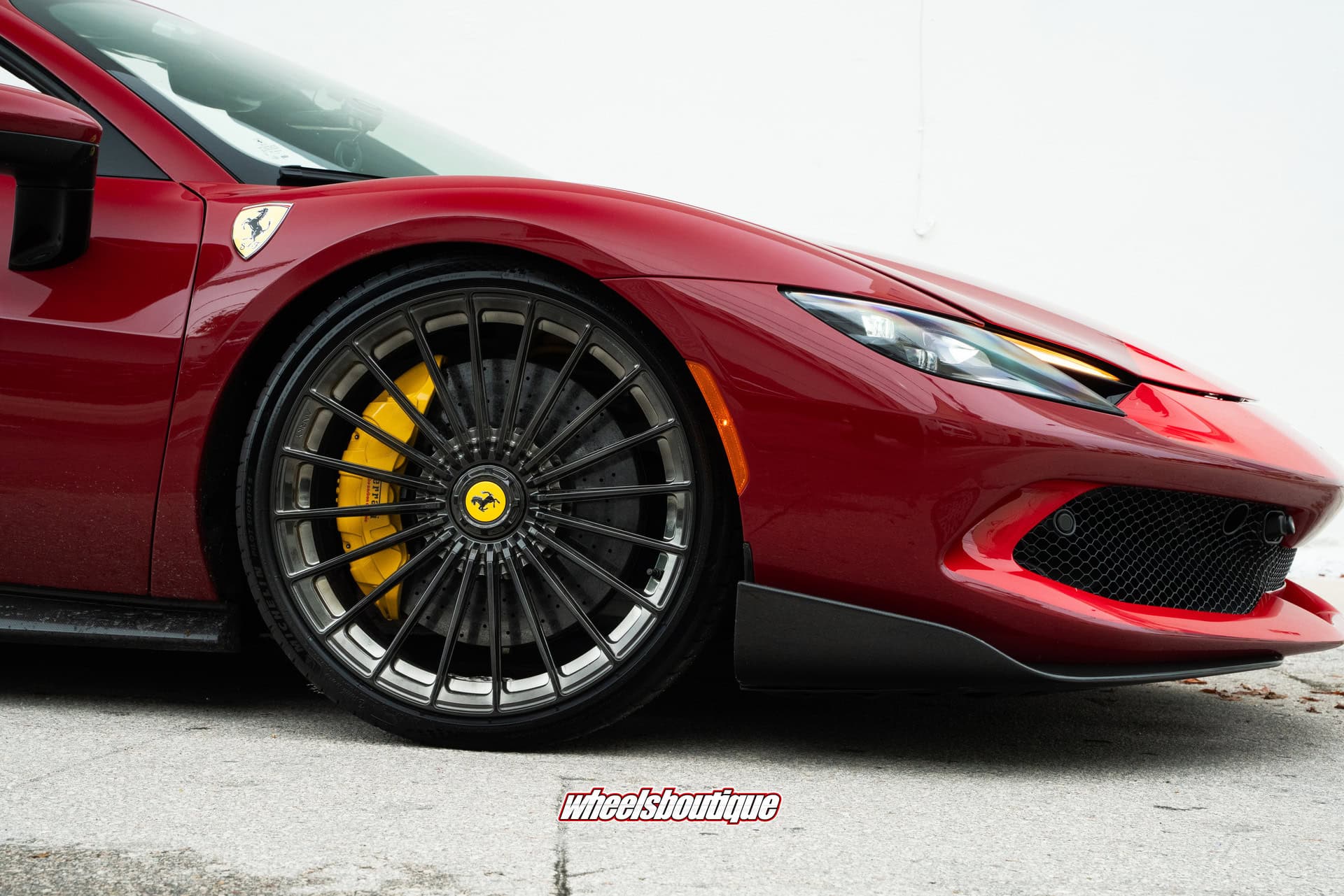 Ferrari 296GTS Rosso Barchetta and Rosso Fiorano on ANRKY XR-119