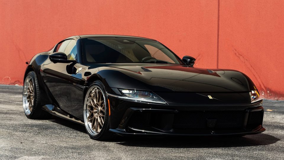 Ferrari 12 Cilindri | Nero Daytona | on ANRKY RS1 | Mirror Polished Champagne