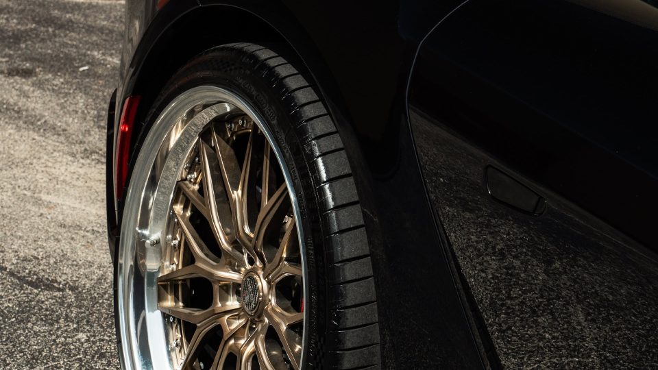 Ferrari 12 Cilindri | Nero Daytona | on ANRKY RS1 | Mirror Polished Champagne