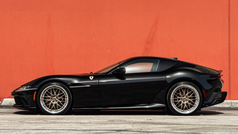 Ferrari 12 Cilindri | Nero Daytona | on ANRKY RS1 | Mirror Polished Champagne