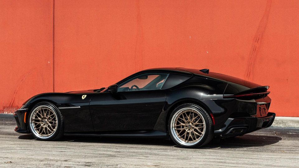 Ferrari 12 Cilindri | Nero Daytona | on ANRKY RS1 | Mirror Polished Champagne