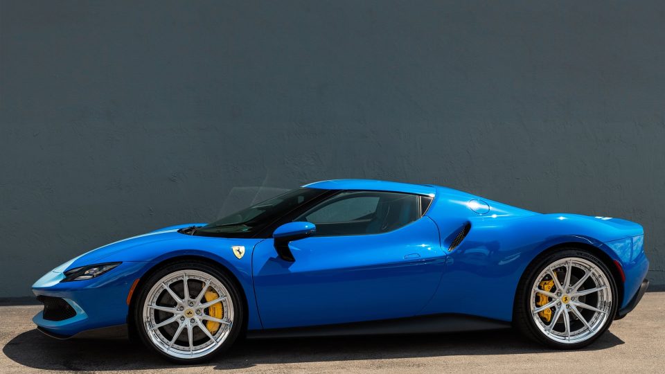 Ferrari 296 GTB | Azzurro Dino | HRE S104SC | Brushed Clear