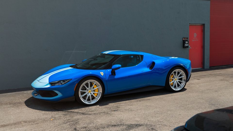 Ferrari 296 GTB | Azzurro Dino | HRE S104SC | Brushed Clear