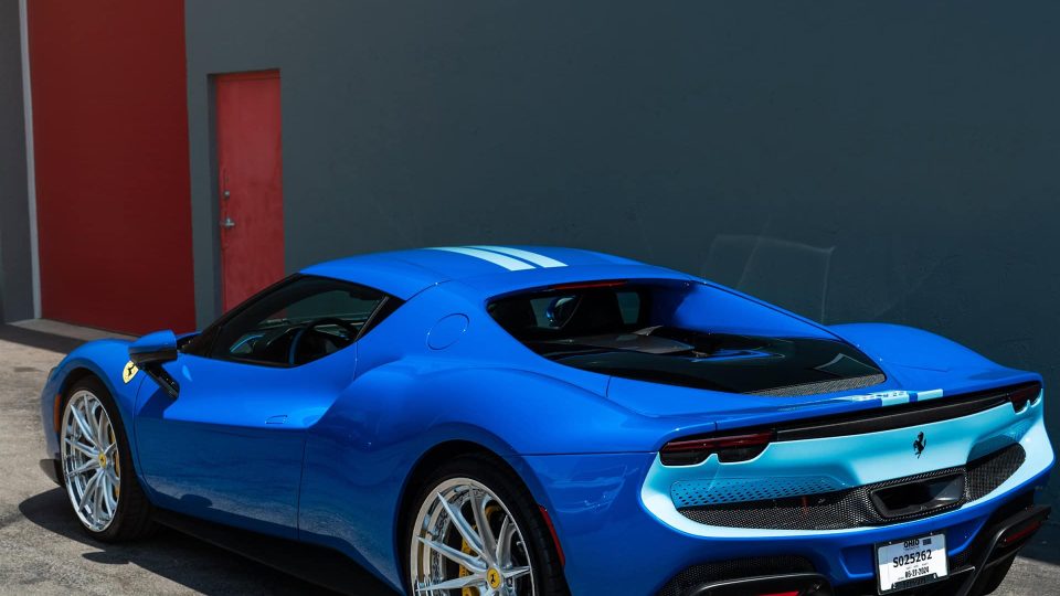 Ferrari 296 GTB | Azzurro Dino | HRE S104SC | Brushed Clear