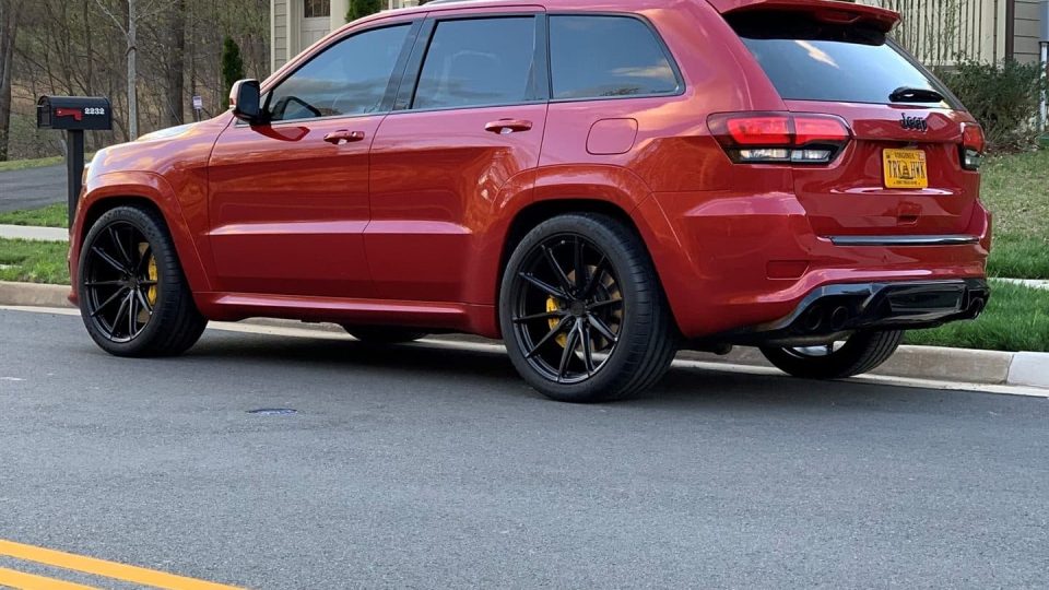 HRE P104SC | Jeep Grand Cherokee Trackhawk 1