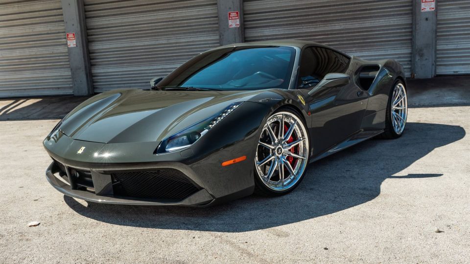 Ferrari 488 GTB | Grigio Medio | on HRE S104SC | Polished Clear