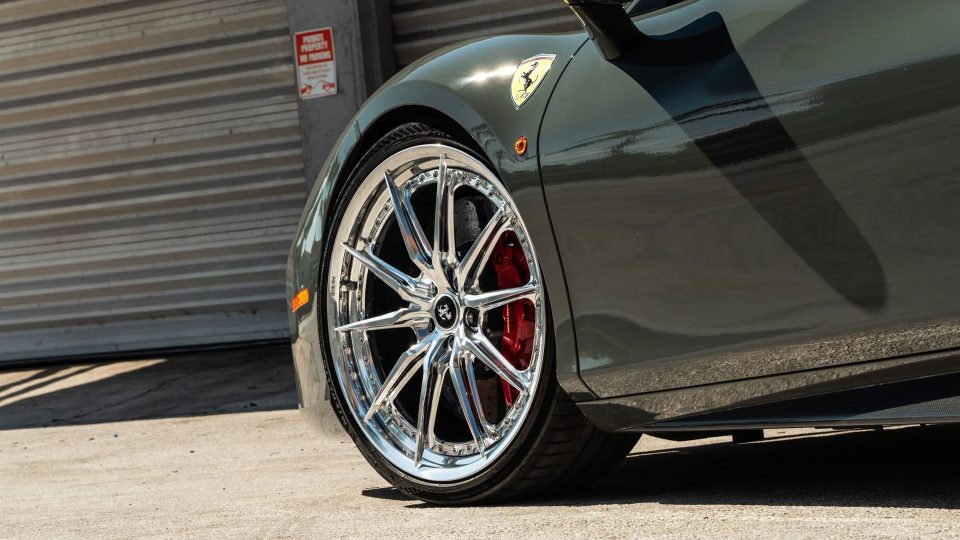 Ferrari 488 GTB | Grigio Medio | on HRE S104SC | Polished Clear