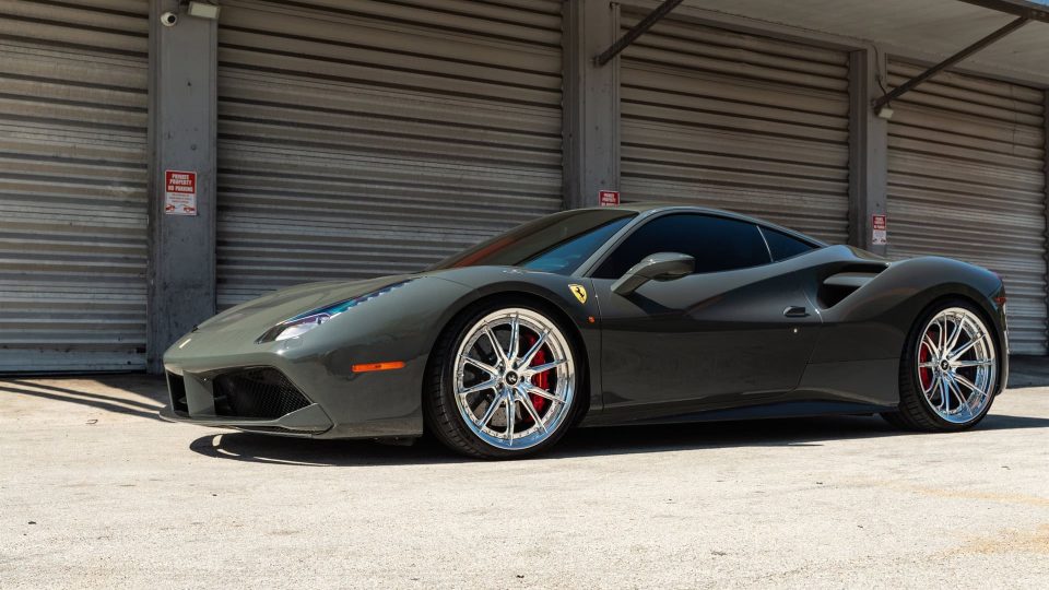 Ferrari 488 GTB | Grigio Medio | on HRE S104SC | Polished Clear