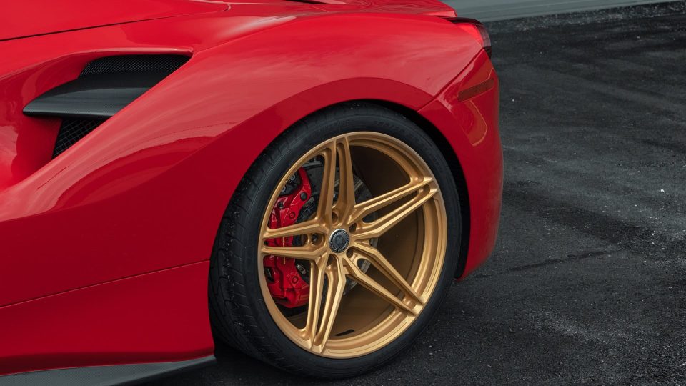 Ferrari 488 Spider | Rosso Corza | on HRE P107SC | Frozen Polished Gold