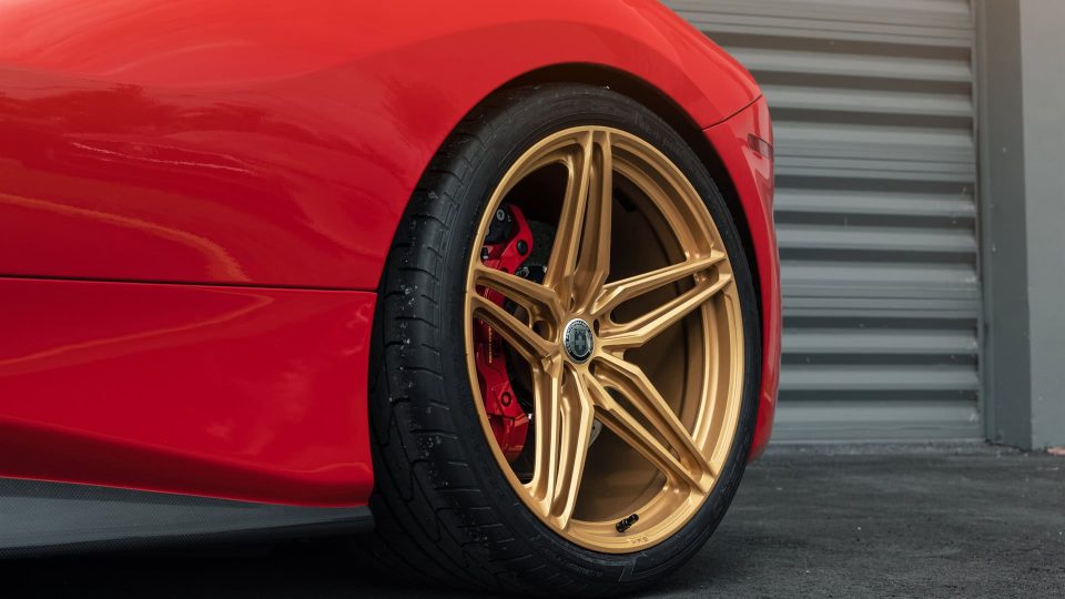 Ferrari 488 Spider | Rosso Corza | on HRE P107SC | Frozen Polished Gold