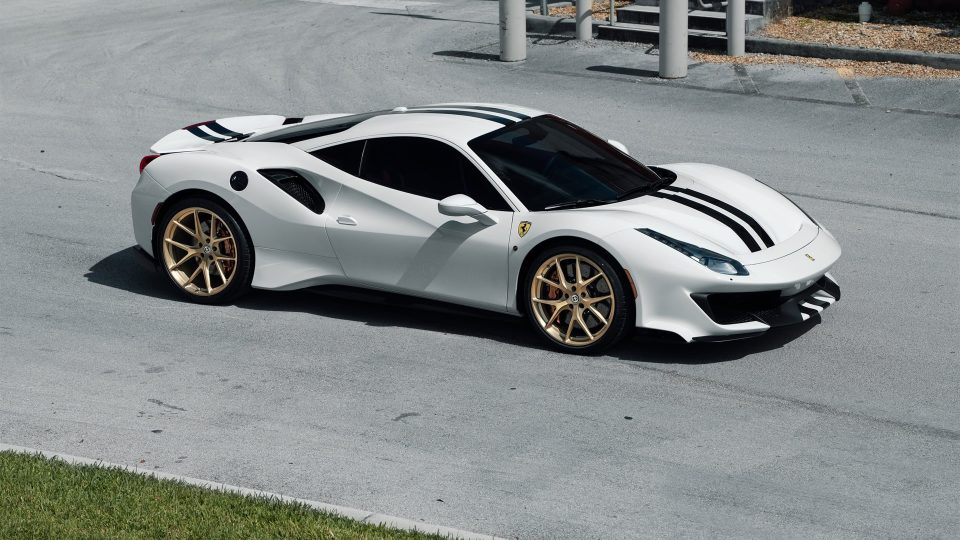 Ferrari 488 Pista | Bianco Avus | on HRE P101 | Frozen Brushed  Gold