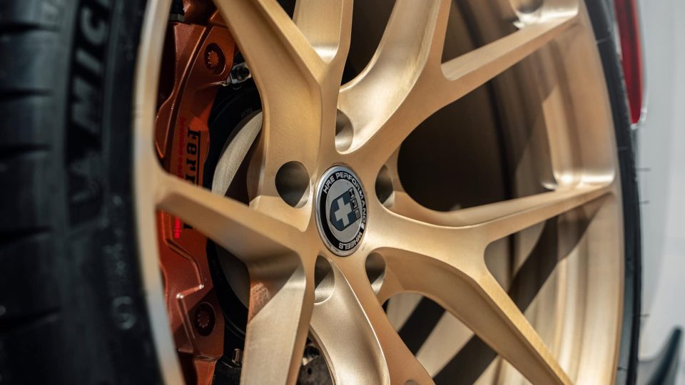 Ferrari 488 Pista | Bianco Avus | on HRE P101 | Frozen Brushed  Gold
