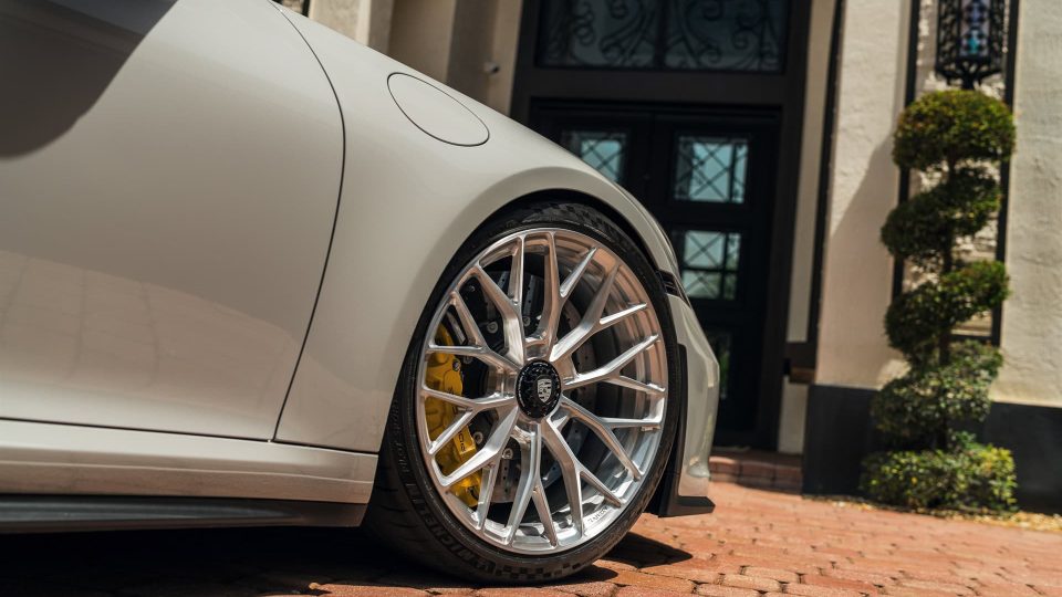 ANRKY AN10 | Porsche 992 GT3 Touring
