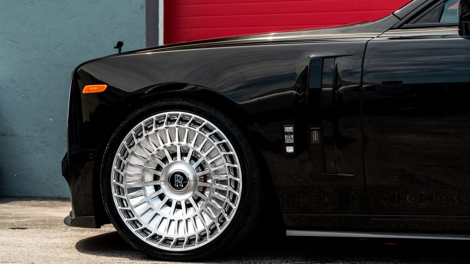 Rolls-Royce Phantom EWB with Mansory Widebody Kit