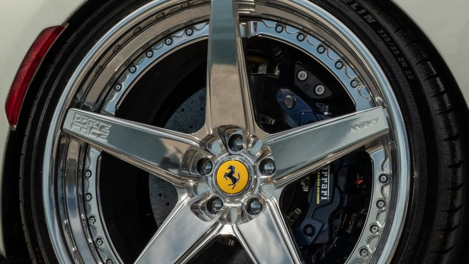 Ferrari 488 Pista | Bianco Avus | on ANRKY RS5.3 | Brushed Clear