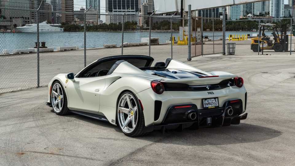 Ferrari 488 Pista | Bianco Avus | on ANRKY RS5.3 | Brushed Clear