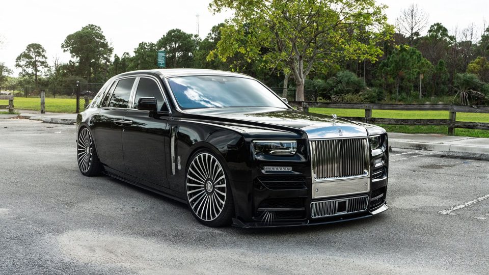 Rolls-Royce Phantom EWB with Mansory Body Kit