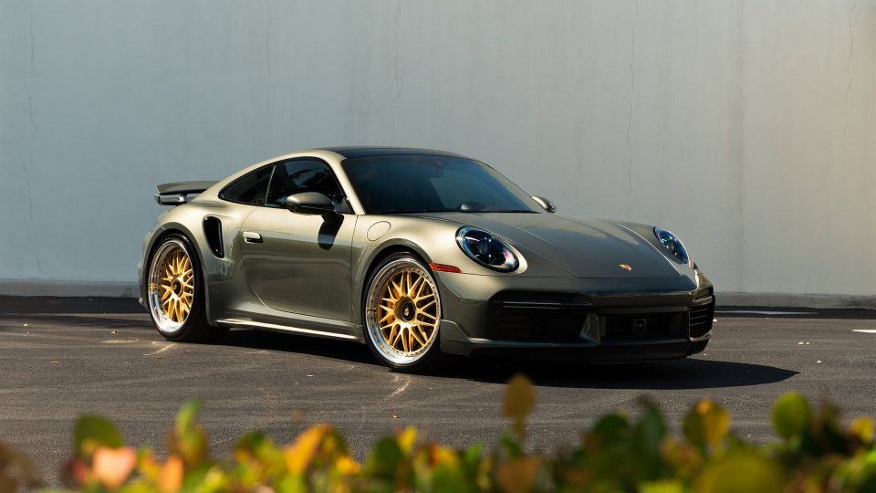 Porsche 992 Turbo S | Aventurine Green | on HRE 540 FMR | Frozen Brushed Gold