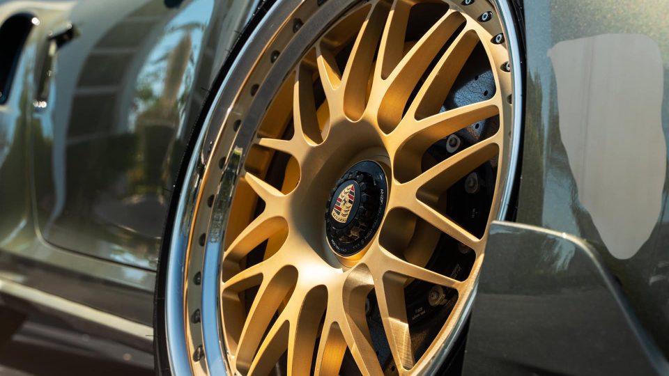 Porsche 992 Turbo S | Aventurine Green | on HRE 540 FMR | Frozen Brushed Gold