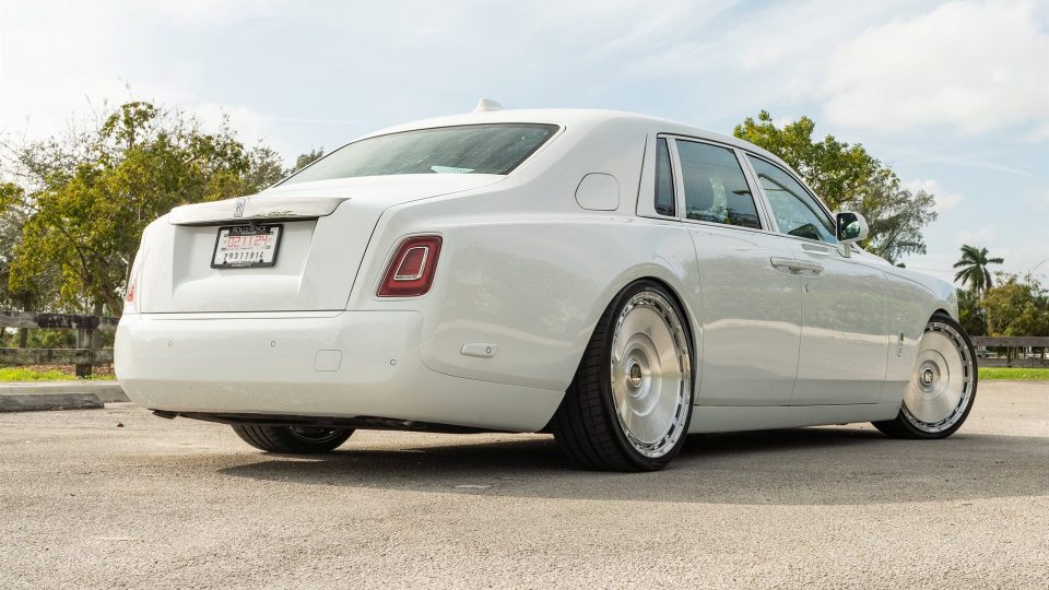 Rolls-Royce Phantom II | English White | Novitec SP3 Wheels | Brushed Clear