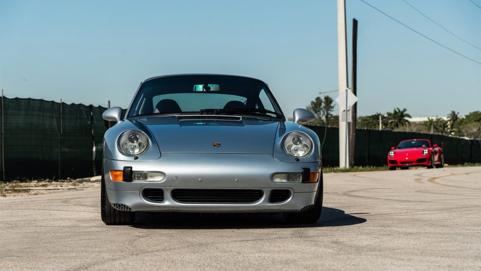 Porsche 993 Turbo  – Polar Silver on HRE 305M