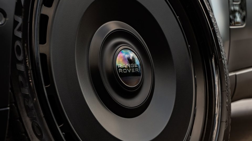Land Rover Range Rover HSE | Obsidian Black | Avant Garde AGL78 Wheels | Satin Black