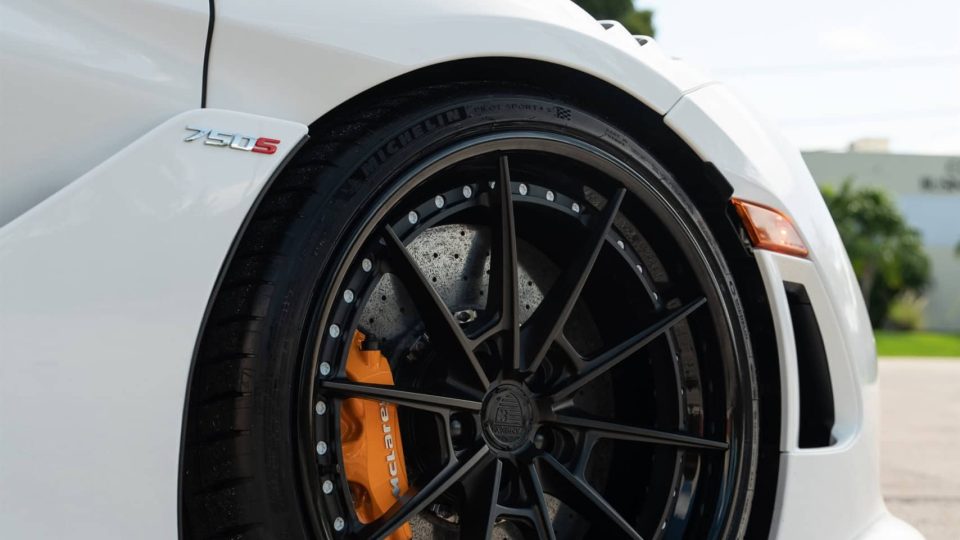 McLaren 750s – AN38 SeriesTHREE