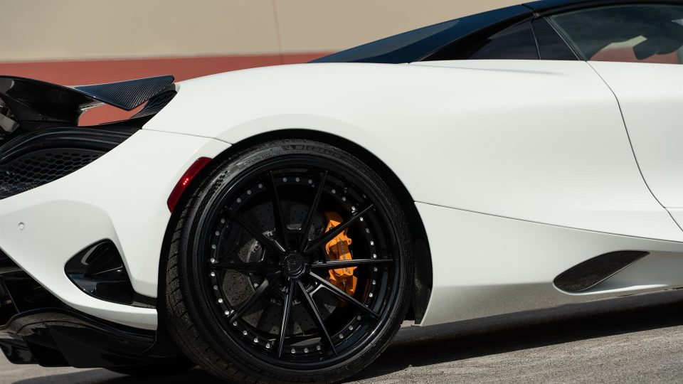 McLaren 750s – AN38 SeriesTHREE