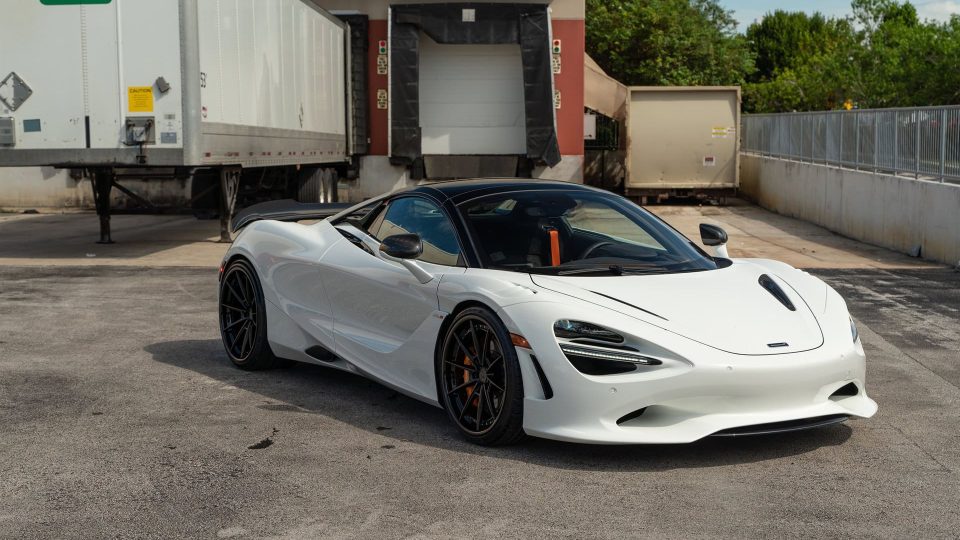 McLaren 750s – AN38 SeriesTHREE