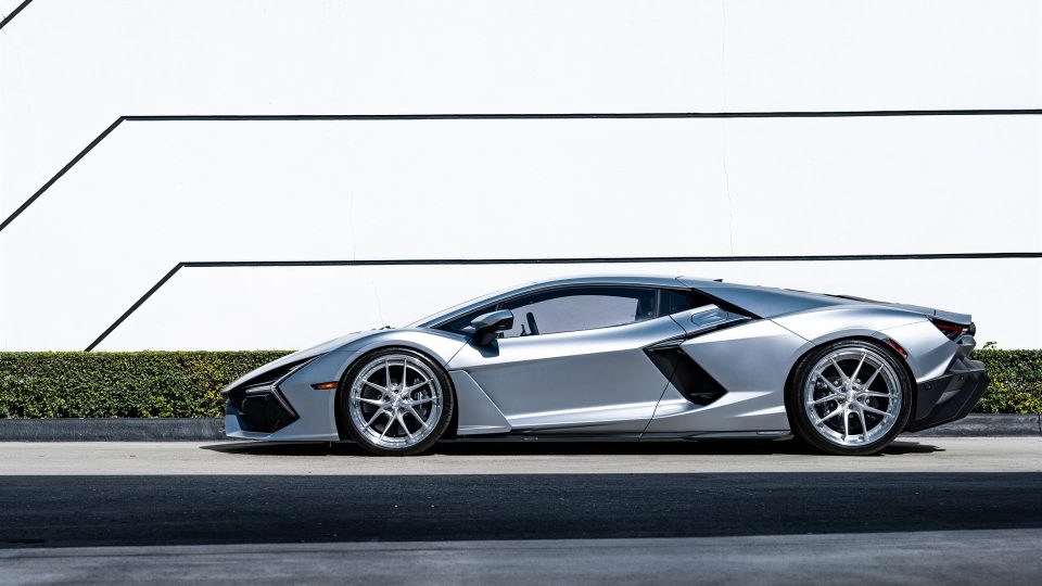Lamborghini Revuelto | Argento Nürburgring | on ANRKY XR-301 | Brushed Clear