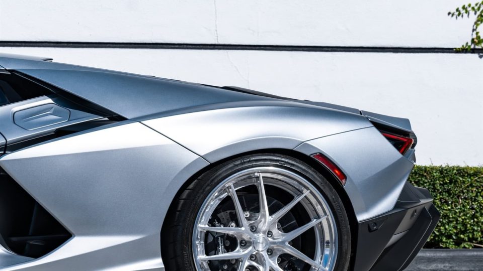 Lamborghini Revuelto | Argento Nürburgring | on ANRKY XR-301 | Brushed Clear