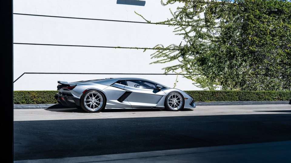 Lamborghini Revuelto | Argento Nürburgring | on ANRKY XR-301 | Brushed Clear