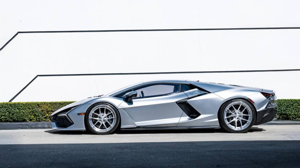 Lamborghini Revuelto | Argento Nürburgring | on ANRKY XR-301 | Brushed Clear